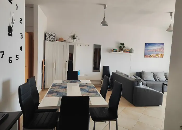 Sunny Apartment